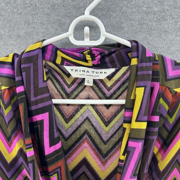 Trina Turk Women's sz L Zig Zag Print Sleeveless Top 100% Silk Y2K Fall Classic - Picture 2 of 9